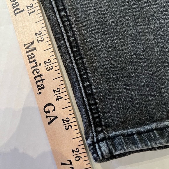 KENSIE EFFORTLESS ANKLE MID RISE   COLOR BLACK DISTRESSED.   SIZE 10/30 - Picture 7 of 12